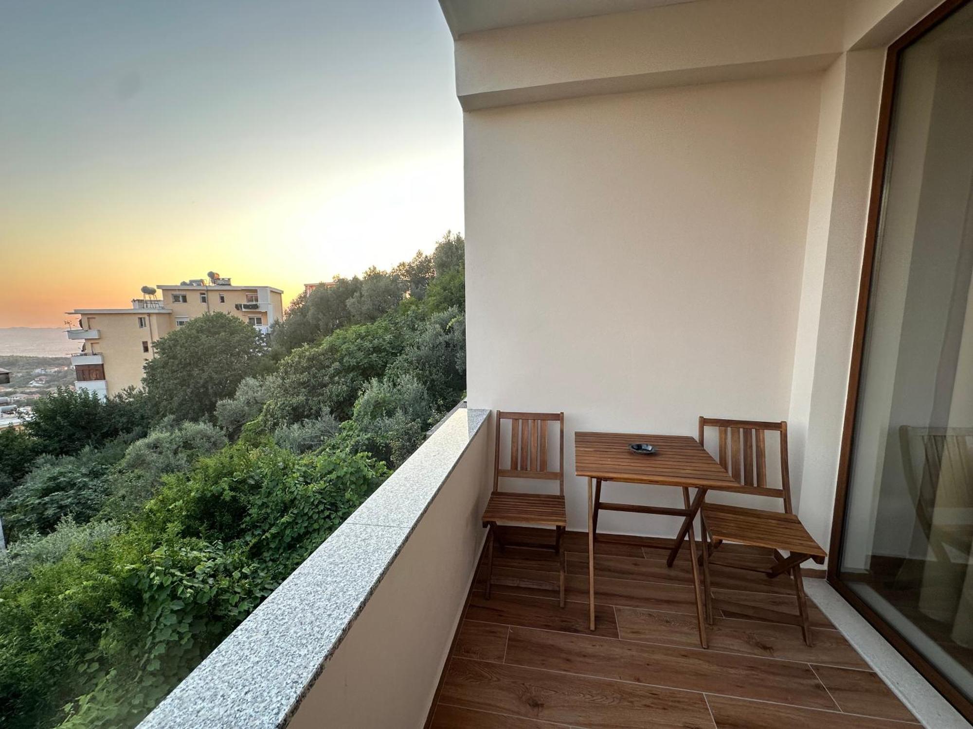 Krujë Guni Inn מראה חיצוני תמונה