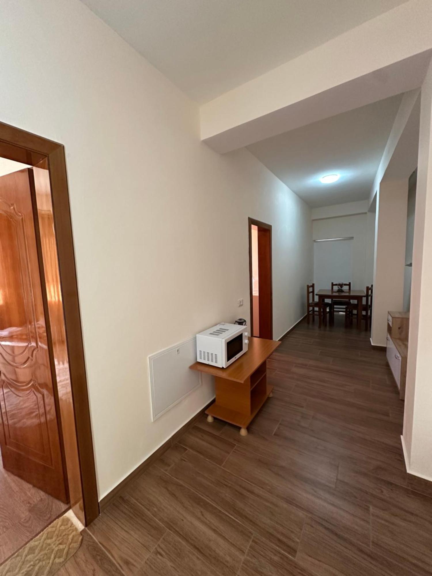 Krujë Guni Inn מראה חיצוני תמונה